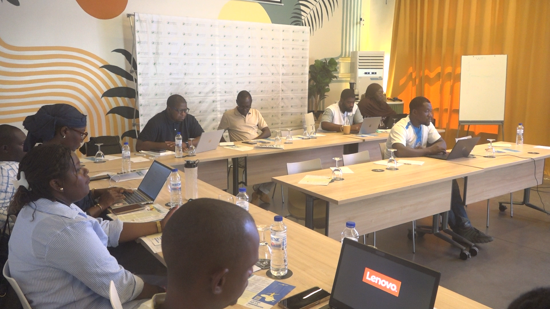Désinformation au Sénégal : WhatsApp, comptes suspects et chroniqueurs dans la tourmente